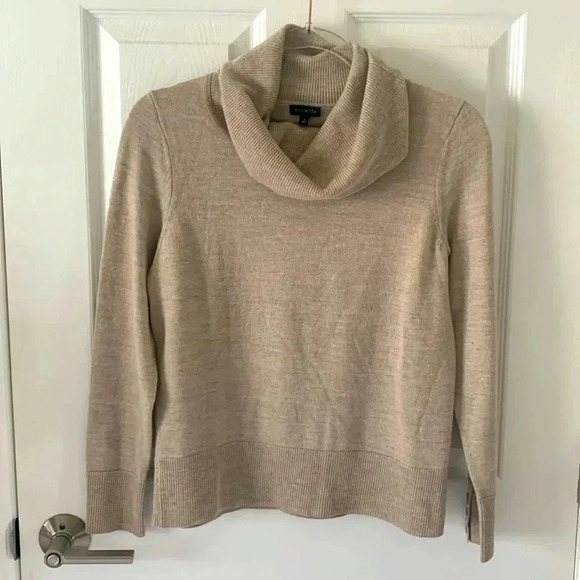 Talbots neutral tan/blush color turtleneck size small - Picture 1 of 7